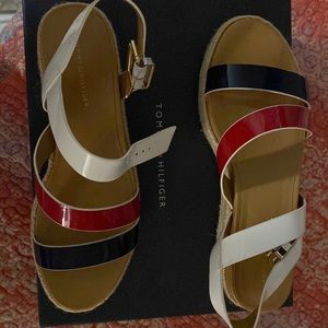 Like new Tommy Hilfiger